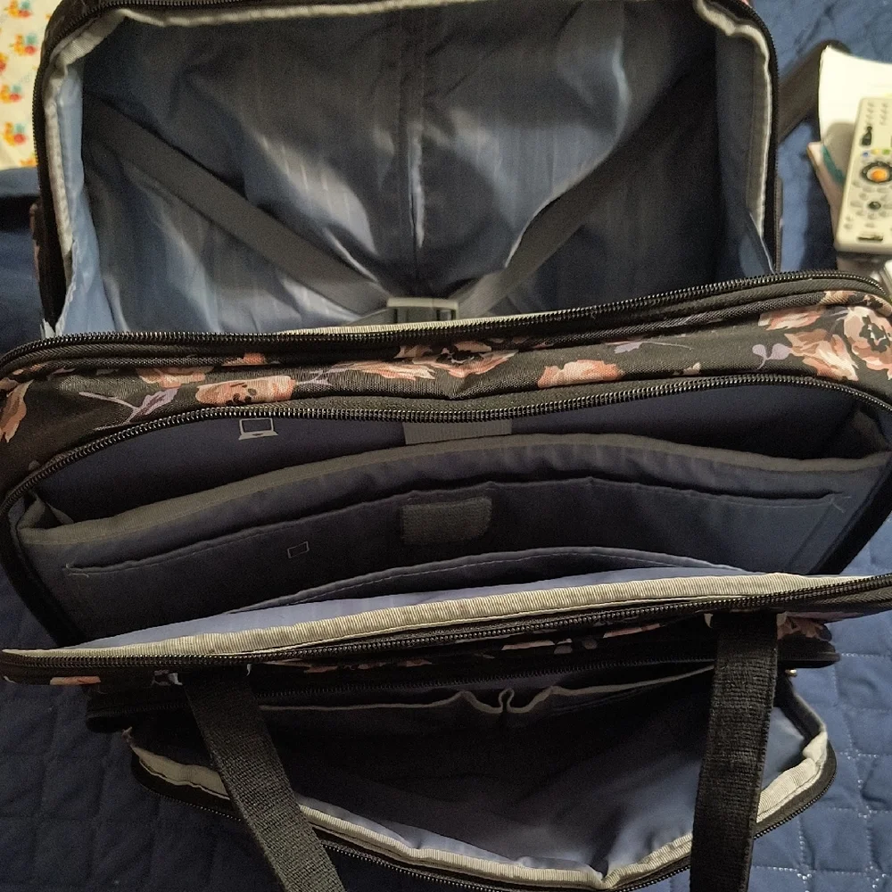 Kroser Floral Black Laptop Bag, Still In Really Good Condition